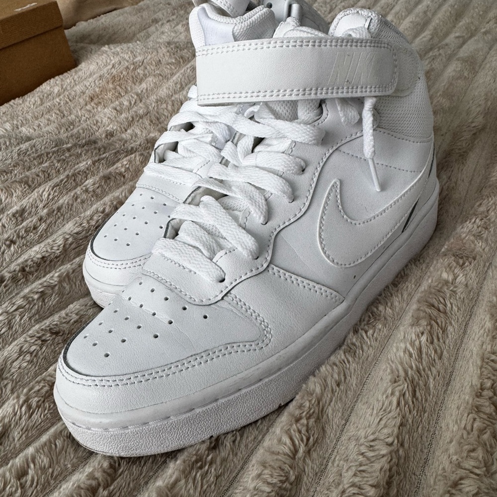 Nike WOMEN’S Size 7.5 - All-White High-Top Sneakers